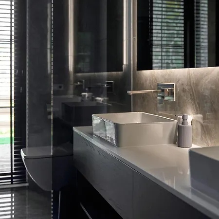 Cristal Garden * Μπούκοβελ